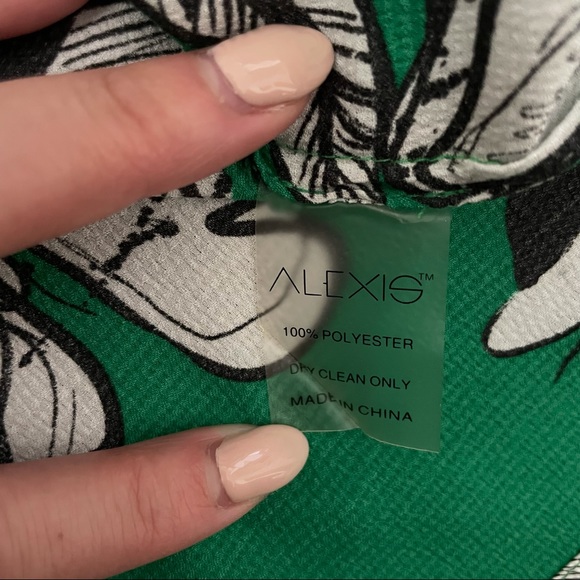 Alexis Sylvie Green Floral Blouse - Picture 6 of 6